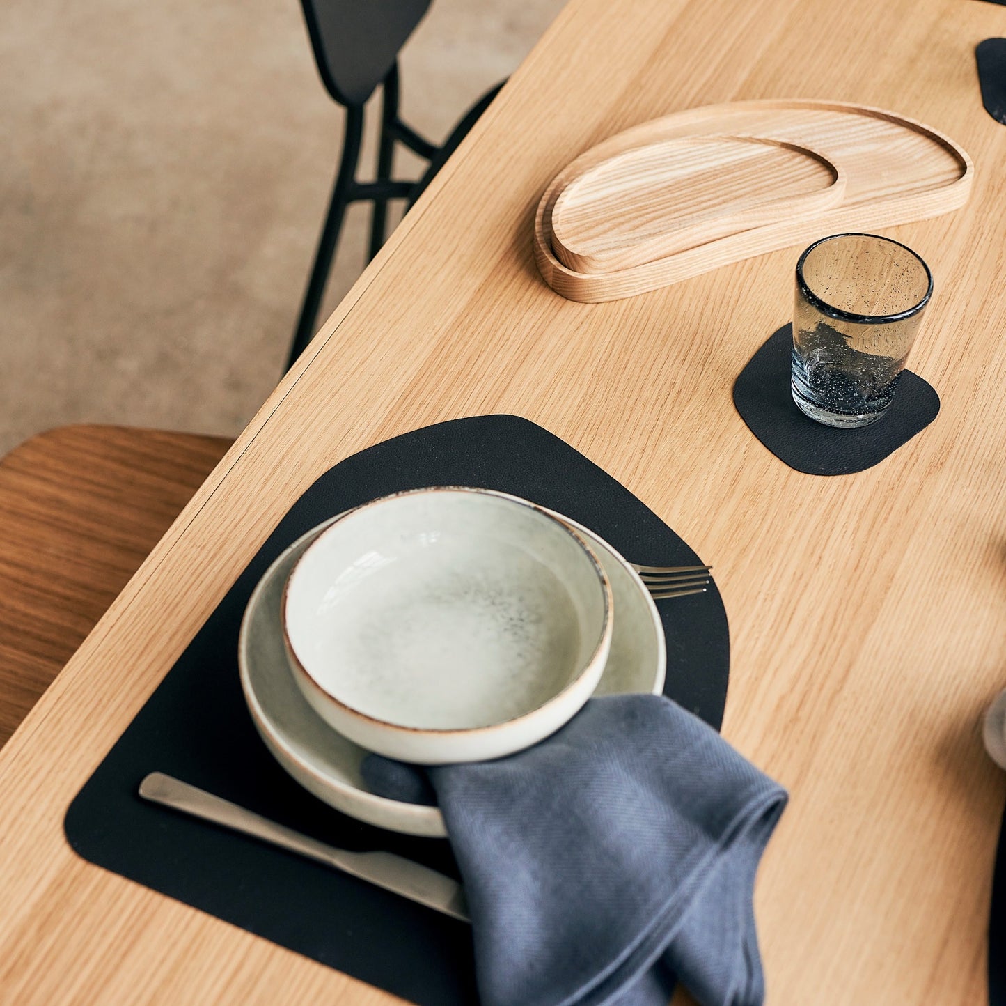 BØNNE serveringsbrett i asketre