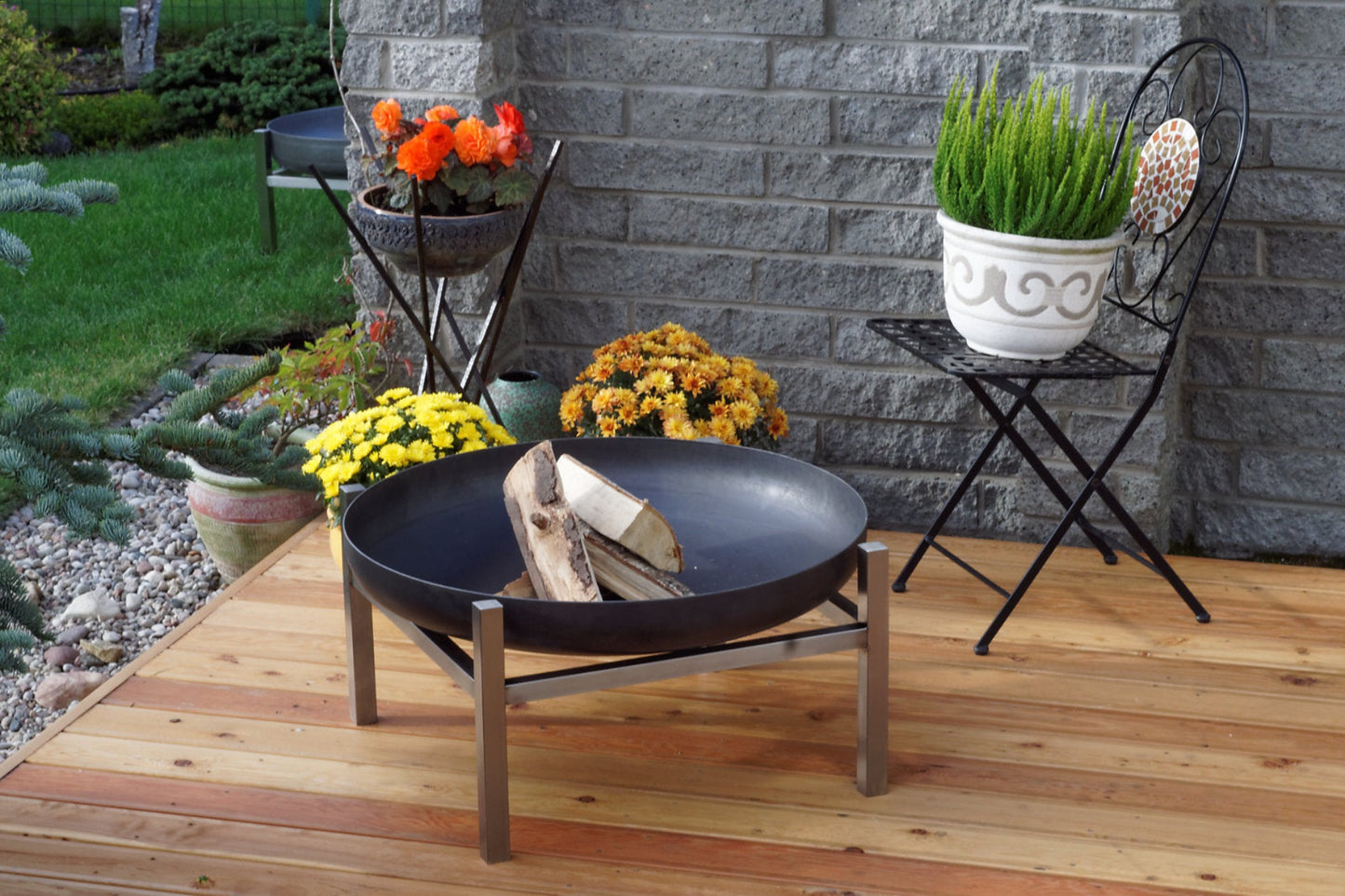 CRATE solid stor bålpanne med rustfritt beina