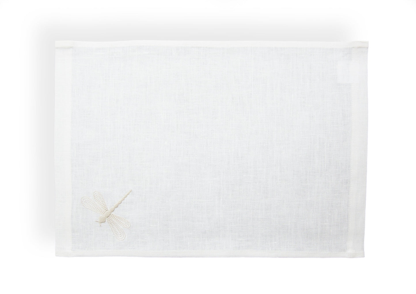 100 % lin bordbrikke i hvit farge med fjellibelle