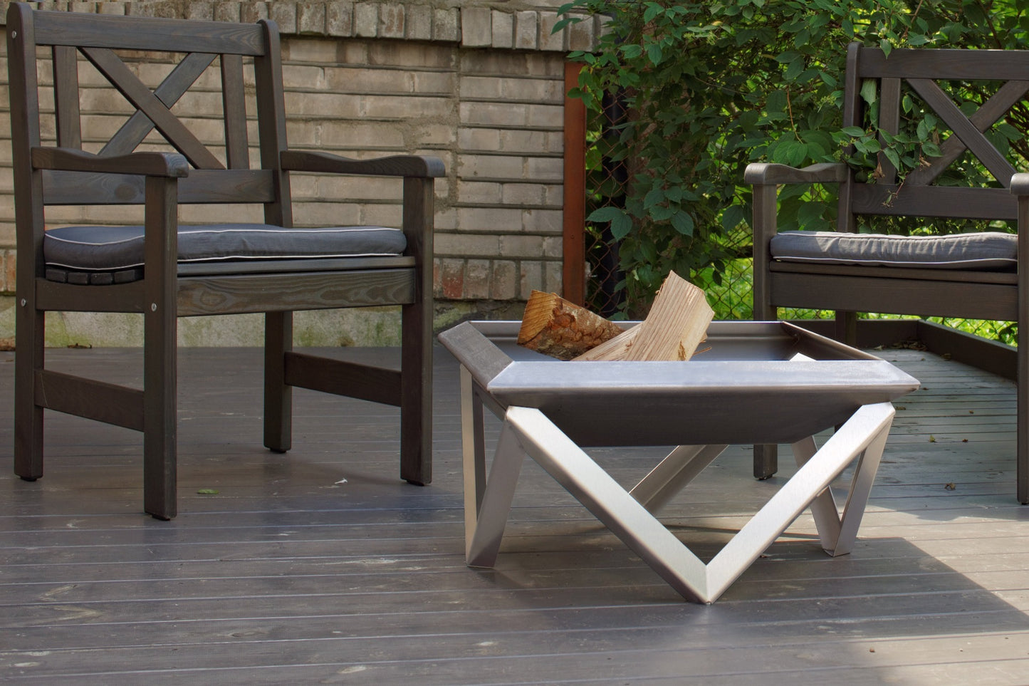 DIA solid firkantet bålpanne med rustfritt beina