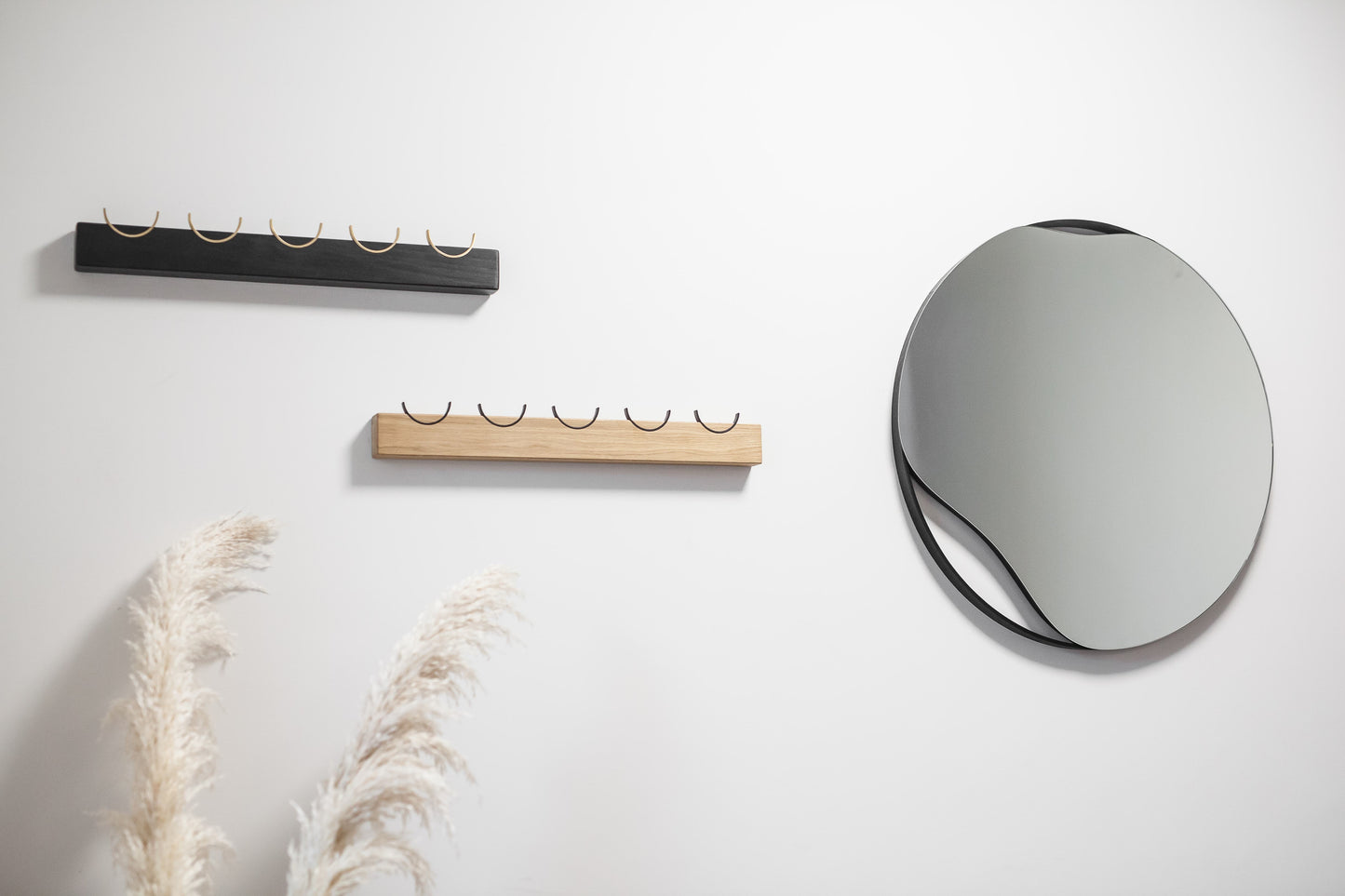 HJORT coat rack in brass