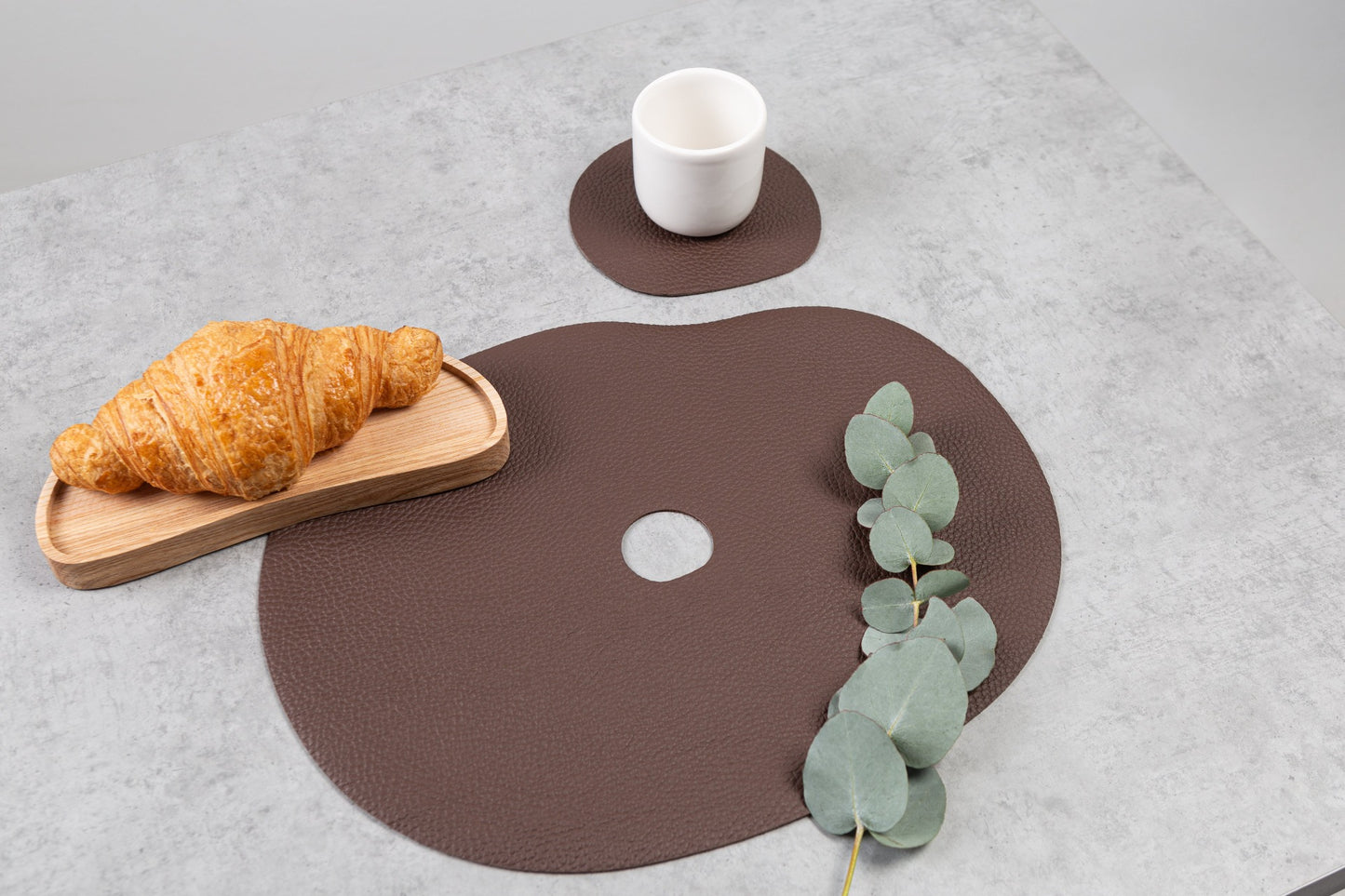 BØNNE serveringsbrett i asketre