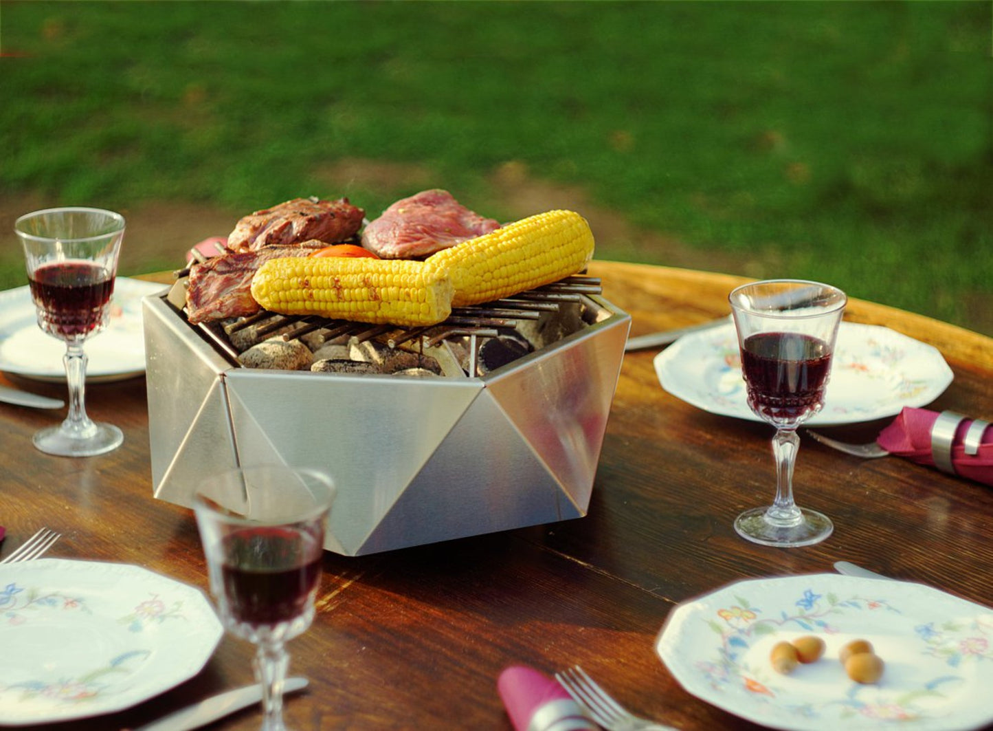 STEINKAST solide høykvalitets utegrill i rustfritt stål